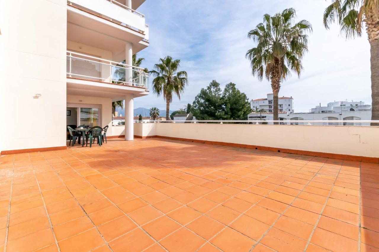 Apartamento Port Canigo III - 8 Rosas Exteriör bild